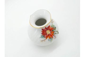 ドイツ　マイセン　Meissen　波の戯れ　ポインセチアの花が愛らしく上品な花瓶(花器、花入、フラワーベース)(定価約66000円)(R-070339)
