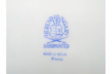 ヘレンド　ハンガリー　HEREND HVNGARY　ファンタジー　苺のつまみが可愛らしい透かしボンボン入れ(HUNGARY、いちご、イチゴ、ストロベリー、洋食器、菓子器、小物入れ)(R-070341)
