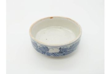 江戸期　古伊万里　染付　小振りで可愛らしい三段重(三段重鉢、小さなお重箱、珍味入れ、薬味入れ、小物入れ、ミニ)(R-070346)