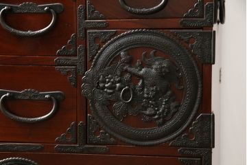 和製ビンテージ　最高級!　手打ち金具　凝った金具が上質な雰囲気を醸し出す仙台小箪笥(仙台箪笥、整理箪笥、収納たんす、引き出し、ヴィンテージ)(R-070352)