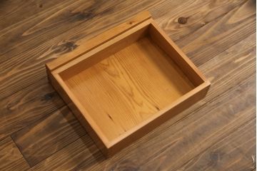 和製ビンテージ　屋久杉　木の風合いを存分に堪能できる飾り棚(違い棚、茶棚、収納棚、ヴィンテージ)(R-070353)