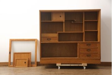 中古　美品　屋久杉　上質な和の空間づくりにおすすめの茶箪笥(茶棚、戸棚、収納棚、飾り棚)(R-070354)