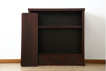 中古　栗材　上質な和の空間を演出する水屋箪笥(食器棚、茶箪笥、戸棚、収納棚、キャビネット)(R-070360)