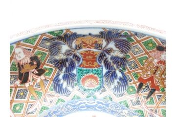 江戸期　古伊万里　金彩　色絵　南蛮舟に韃靼人の図　8寸　約25cm　色鮮やかで豪華な大鉢(ラッタン人、だったん人、南蛮人、八寸、深鉢、和食器)(R-070394)