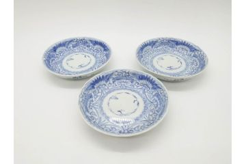 江戸期　古伊万里　染付　松竹梅文　5.1寸　約16cm　繊細に描かれた線描が美しい中皿3枚セット(和食器、和皿、五寸一分)(R-070396)