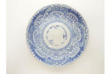 江戸期　古伊万里　染付　松竹梅文　5.1寸　約16cm　繊細に描かれた線描が美しい中皿3枚セット(和食器、和皿、五寸一分)(R-070396)