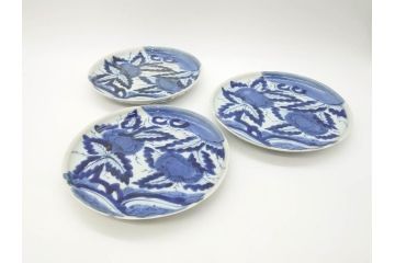 江戸期　古伊万里　染付　栗図　7.4寸　約23cm　藍色の濃淡が魅力的な中皿3枚セット(和食器、和皿、七寸四分)(R-070399)