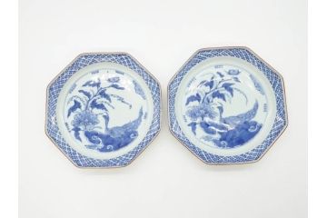 江戸期　上手物　古伊万里　染付　花鳥文　約22cm　7寸　美しい意匠が目を惹く八角皿2枚セット(七寸、中皿、和皿、和食器)(R-070400)