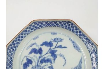 江戸期　上手物　古伊万里　染付　花鳥文　約22cm　7寸　美しい意匠が目を惹く八角皿2枚セット(七寸、中皿、和皿、和食器)(R-070401)