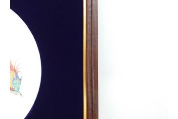 重要無形文化財　人間国宝　十三代　酒井田柿右衛門　錦菊鳳凰文　色彩豊かな絵付けが目を惹く陶額(和皿、飾り皿)(R-070412)