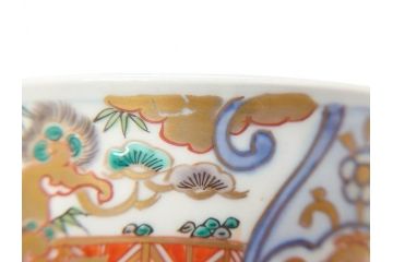 江戸期　古伊万里　金彩　色絵　約12cm　3.8寸　一つ一つ丁寧に絵付けされた豪華な蓋付き茶碗3客セット(獅子、松竹、和食器、三寸八分)(R-070415)