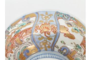 江戸期　古伊万里　金彩　色絵　約12cm　3.8寸　一つ一つ丁寧に絵付けされた豪華な蓋付き茶碗3客セット(獅子、松竹、和食器、三寸八分)(R-070416)