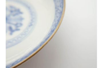 江戸期　古伊万里　金彩　色絵　約12cm　3.8寸　一つ一つ丁寧に絵付けされた豪華な蓋付き茶碗3客セット(獅子、松竹、和食器、三寸八分)(R-070416)
