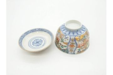 江戸期　古伊万里　金彩　色絵　約12cm　3.8寸　一つ一つ丁寧に絵付けされた豪華な蓋付き茶碗3客セット(獅子、松竹、和食器、三寸八分)(R-070416)