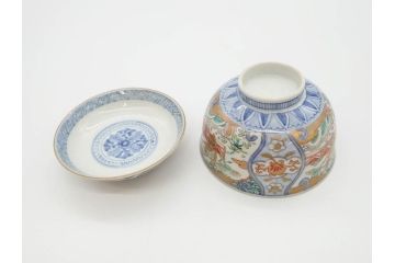 江戸期　古伊万里　金彩　色絵　約12cm　3.8寸　一つ一つ丁寧に絵付けされた豪華な蓋付き茶碗3客セット(獅子、松竹、和食器、三寸八分)(R-070416)