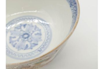 江戸期　古伊万里　金彩　色絵　約12cm　3.8寸　一つ一つ丁寧に絵付けされた豪華な蓋付き茶碗3客セット(獅子、松竹、和食器、三寸八分)(R-070417)