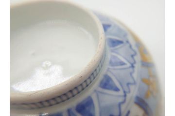 江戸期　古伊万里　金彩　色絵　約12cm　3.8寸　一つ一つ丁寧に絵付けされた豪華な蓋付き茶碗3客セット(獅子、松竹、和食器、三寸八分)(R-070417)