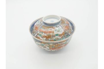 江戸期　古伊万里　金彩　色絵　約12cm　3.8寸　一つ一つ丁寧に絵付けされた豪華な蓋付き茶碗3客セット(獅子、松竹、和食器、三寸八分)(R-070417)