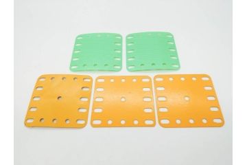 ヴィンテージ　ジャンク品　Kohctpyktop　組み立てキット(ロシア、アメリカ?、車?、おもちゃ、ホビー、玩具、プラモデル、ビンテージ)(R-070419)
