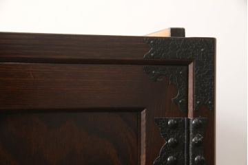 中古　志太民芸家具　天板リメイク　美しい杢目が上質な和の雰囲気を演出するローチェスト(サイドボード、サイドチェスト、ローボード、和箪笥、収納箪笥、整理タンス、引き出し、テレビ台、テレビボード)(R-070427)