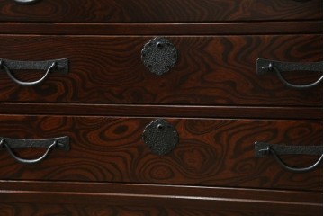 中古　志太民芸家具　天板リメイク　美しい杢目が上質な和の雰囲気を演出するローチェスト(サイドボード、テレビボード)(R-070427)