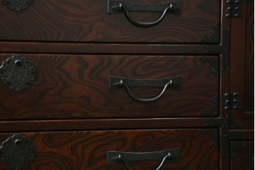 中古　志太民芸家具　天板リメイク　美しい杢目が上質な和の雰囲気を演出するローチェスト(サイドボード、テレビボード)(R-070427)