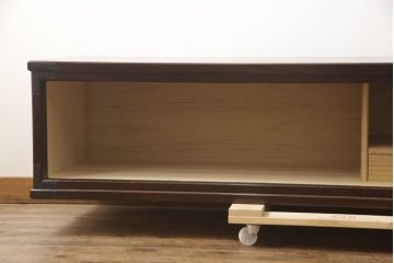 中古　志太民芸家具　脚(台輪)付きリメイク　美しい杢目が上質な和の雰囲気を演出するローチェスト(サイドボード、サイドチェスト、ローボード、和箪笥、収納箪笥、整理タンス、引き出し、テレビ台、テレビボード)(R-070429)