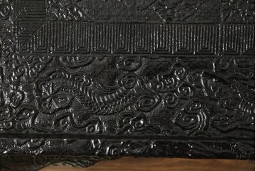 時代物　黒漆　龍図　花台(彫刻、乾漆(かんしつ)、唐物?、中国?、お膳、飾り台)(R-070434)