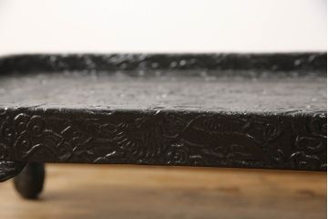 時代物　黒漆　龍図　花台(彫刻、乾漆(かんしつ)、唐物?、中国?、お膳、飾り台)(R-070434)