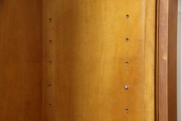 中古　横浜クラシック家具　ダニエル(daniel)　温もりを感じる色合いとクラシカルな佇まいが魅力のブックケース(本箱、収納棚、キャビネット、飾り棚)(R-070448)