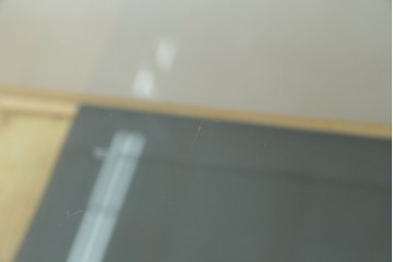 和製ビンテージ　美品　昭和レトロ　ナラ(楢)材の大振りな薄型ガラスケース　(R-070461)