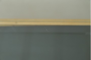 和製ビンテージ　美品　昭和レトロ　ナラ(楢)材の大振りな薄型ガラスケース　(R-070461)