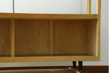 和製ビンテージ　美品　昭和レトロ　ナラ(楢)材の大振りな薄型ガラスケース　(R-070461)