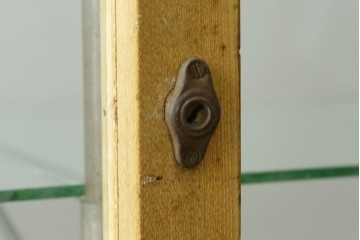 和製ビンテージ　美品　昭和レトロ　ナラ(楢)材の大振りな薄型ガラスケース　(R-070461)