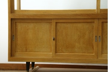 和製ビンテージ　美品　昭和レトロ　ナラ(楢)材の大振りな薄型ガラスケース　(R-070461)