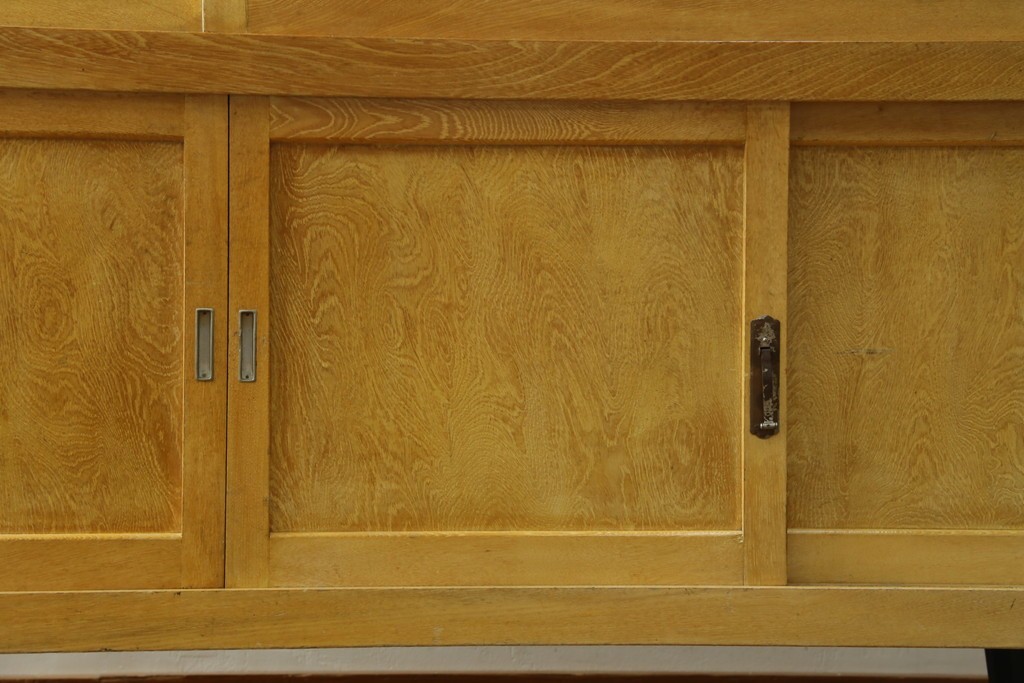 和製ビンテージ　美品　昭和レトロ　ナラ(楢)材の大振りな薄型ガラスケース　(R-070461)