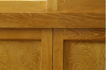 和製ビンテージ　美品　昭和レトロ　ナラ(楢)材の大振りな薄型ガラスケース　(R-070461)