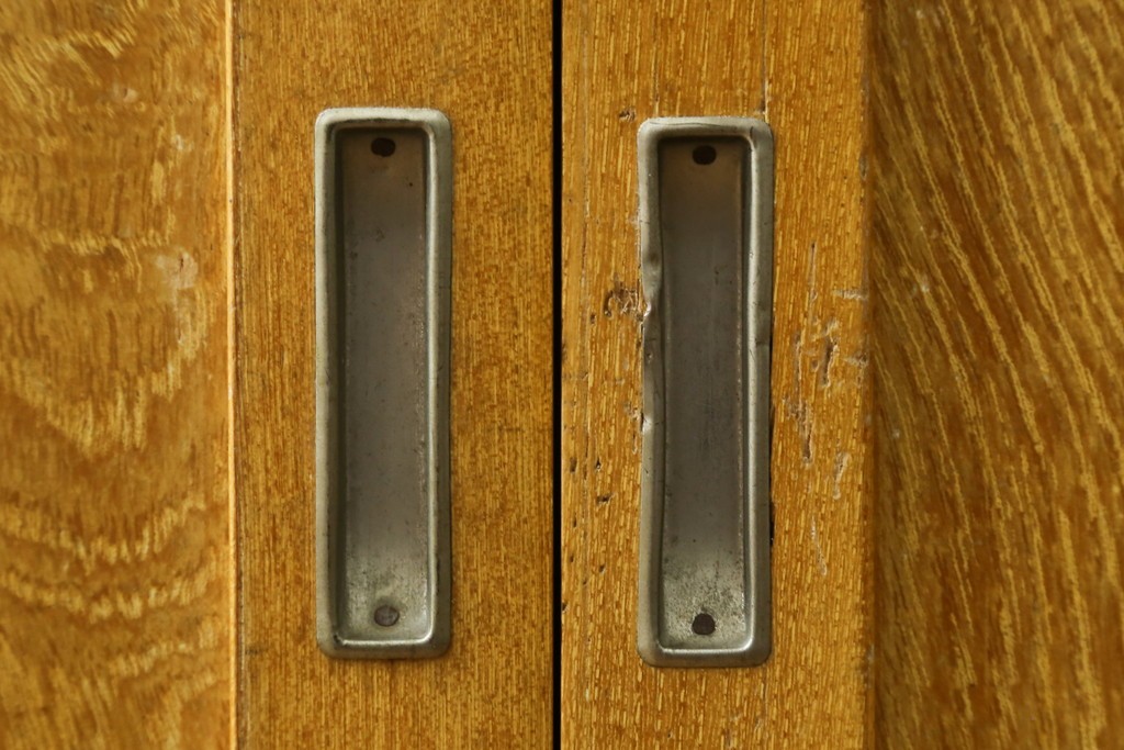 和製ビンテージ　美品　昭和レトロ　ナラ(楢)材の大振りな薄型ガラスケース　(R-070461)