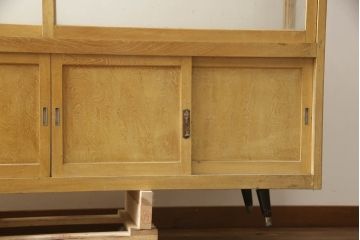 和製ビンテージ　美品　昭和レトロ　ナラ(楢)材の大振りな薄型ガラスケース(Gケース、ショーケース、コレクションケース、キャビネット、飾り棚、陳列棚、店舗什器、ヴィンテージ)(R-070461)