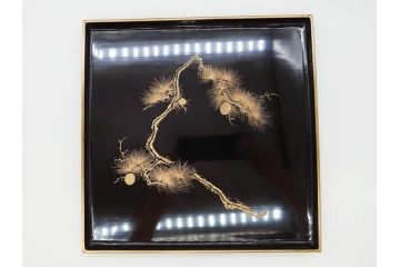 金蒔絵　木製　繊細に描かれた松の沈金が美しいお膳10枚セット(漆器、お盆、和食器)(R-070484)