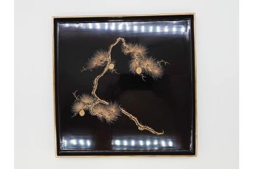金蒔絵　木製　繊細に描かれた松の沈金が美しいお膳10枚セット(漆器、お盆、和食器)(R-070484)