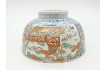 幕末〜明治期　伊万里　金彩　約13cm　4.3寸　華やかな色絵が食卓に彩を与える蓋付き茶碗3客セット(獅子、松竹、和食器、四寸三分)(R-070488)