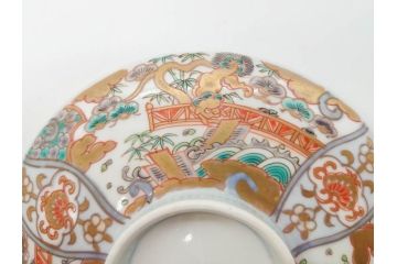 幕末〜明治期　伊万里　金彩　約13cm　4.3寸　華やかな色絵が食卓に彩を与える蓋付き茶碗3客セット(獅子、松竹、和食器、四寸三分)(R-070488)