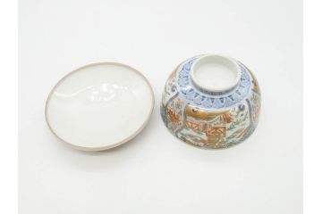 幕末〜明治期　伊万里　金彩　約13cm　4.3寸　華やかな色絵が食卓に彩を与える蓋付き茶碗3客セット(獅子、松竹、和食器、四寸三分)(R-070488)