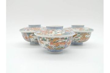 幕末〜明治期　伊万里　金彩　約14cm　4.4寸　華やかな色絵が食卓に彩を与える蓋付き茶碗3客セット(獅子、松竹、和食器、四寸四分)(R-070489)