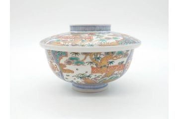 幕末〜明治期　伊万里　金彩　約14cm　4.4寸　華やかな色絵が食卓に彩を与える蓋付き茶碗3客セット(獅子、松竹、和食器、四寸四分)(R-070489)