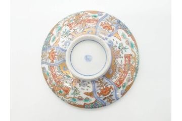 幕末〜明治期　伊万里　金彩　約14cm　4.4寸　華やかな色絵が食卓に彩を与える蓋付き茶碗3客セット(獅子、松竹、和食器、四寸四分)(R-070489)