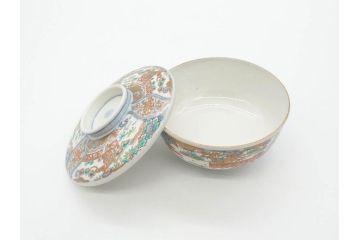 幕末〜明治期　伊万里　金彩　約14cm　4.4寸　華やかな色絵が食卓に彩を与える蓋付き茶碗3客セット(獅子、松竹、和食器、四寸四分)(R-070489)