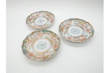 幕末期　伊万里　色絵　染付　約22cm　7寸　煌びやかな金彩が魅力的な中皿3枚セット(獅子、松竹、和食器、七寸)(R-070491)