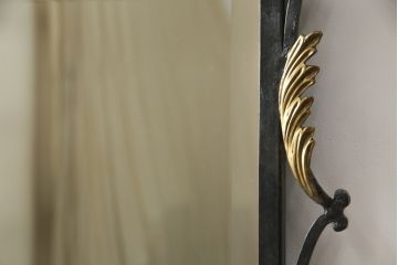 中古　高級輸入家具　MAITLAND-SMITH(メートランドスミス)　存在感抜群なアイアンフレームウォールミラー(壁掛け鏡)(R-070520)